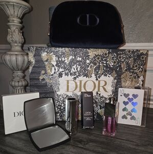 Dior Addict Lipstick Holder, Oil Compact Mirror Velvet Pouch With 10 of Hearts.